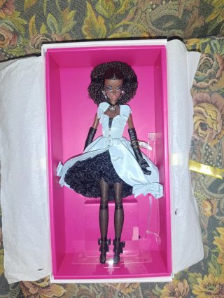 Barbie Silkstone Fashion Model 3