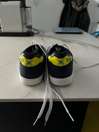 Zapatillas Munich Talla 40 Azul y Amarillo