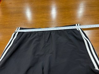 Pantaloncini sportivi Adidas neri taglia L
