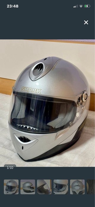 Casco de moto SHARK plateado