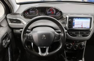 Peugeot 208 2016
