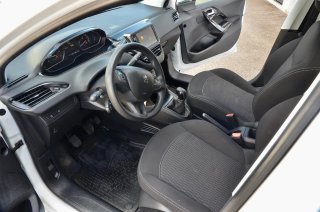 Peugeot 208 2016