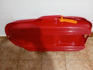 Trineo de Nieve Rojo