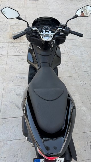 Honda PCX 125 Negra