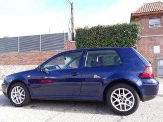 Volkswagen Golf 2003