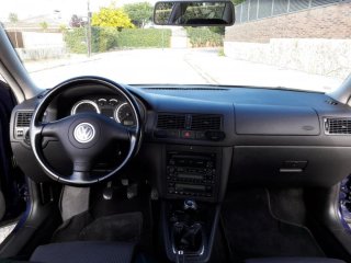 Volkswagen Golf 2003