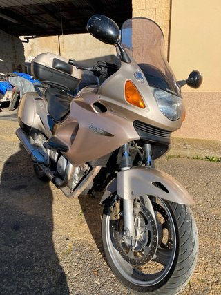 Honda  Deauville NT650v