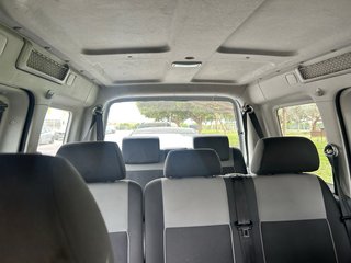 Volkswagen Caddy 2011