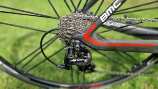 Bicicleta carretera BMC con ruedas Campagnolo