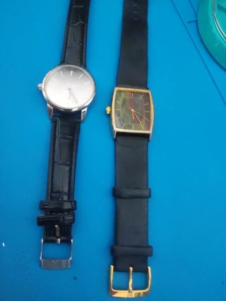 2 Relojes Vintage - Correa Negra