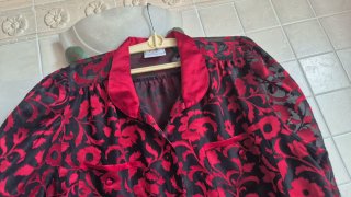 Camicetta elegante nera e rossa