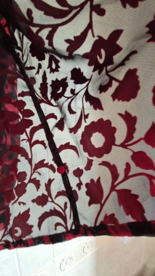 Camicetta elegante nera e rossa