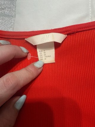 Vestido rojo de manga corta