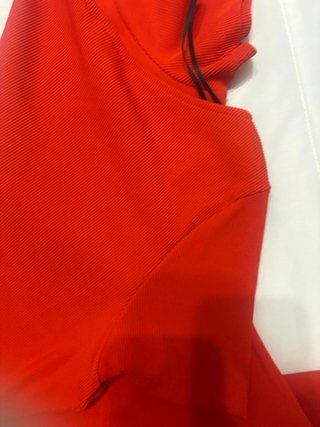 Vestido rojo de manga corta