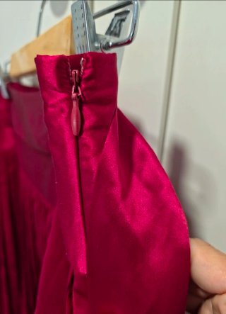 Falda midi plisada 100% seda Massimo Dutti