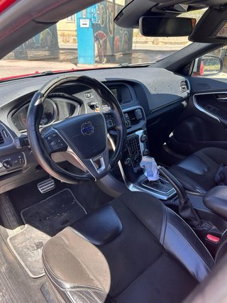 Volvo V40 2015