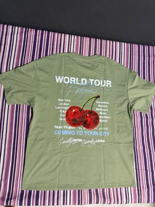 Camisetas Nude Project talla M, no original.