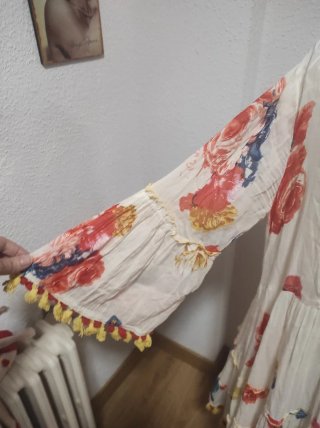 Vestido blanco estampado manga larga