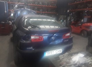 1534989 89023981 piloto tras der renault laguna ii