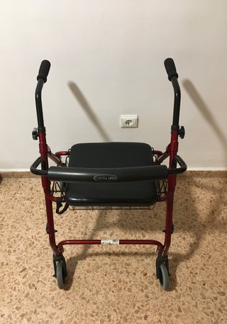 Andador García 1880 aluminio 4 ruedas