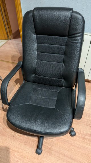 Silla de escritorio negra