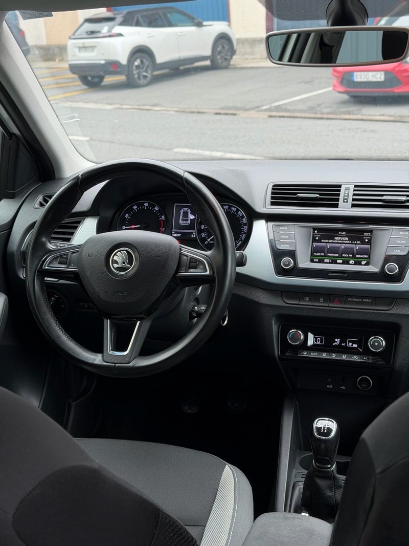 Škoda Fabia 1.0 TSI Ambition 2018, foto 10