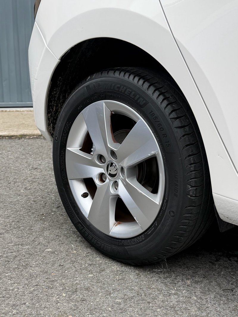 Škoda Fabia 1.0 TSI Ambition 2018, foto 24