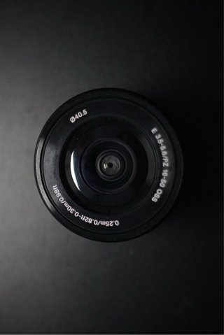 Objetivo Sony 16-50mm f/3.5-5.6 PZ OSS