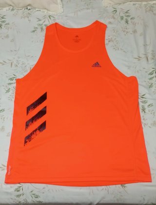 Camiseta deportiva Adidas sin mangas naranja