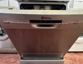 LAVAVAJILLAS BALAY EN INOX DOS BANDEJAS A++