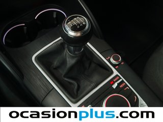 Audi A3 Sedan Attraction 1.6 TDI clean diesel 81 kW (110 CV)