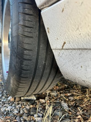 Se vende o se cambian Llantas Ronald 15”