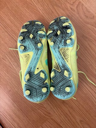 Botas de fútbol Puma Talla 36