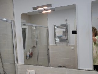 Espejos de baño con apliques de luz