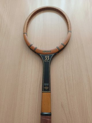 Raqueta de madera Yamaha 33