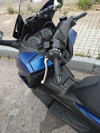 Honda Forza 125 año 2023 Maxi Scooter