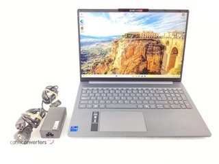 pc portatil lenovo 83hs