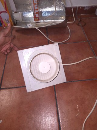 Extractor de aire para cultivo interior