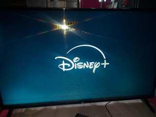 Smart TV LG 50" UHD 4K.con Tara