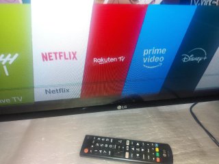 Smart TV LG 50" UHD 4K.con Tara