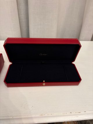 Scatola e controscatola Cartier con fiocco