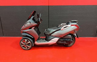Peugeot Metropolis 400
