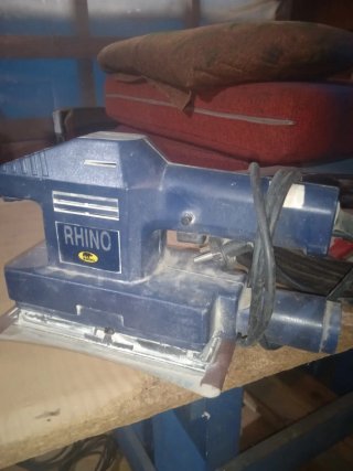 Lijadora orbital Rhino casi nueva