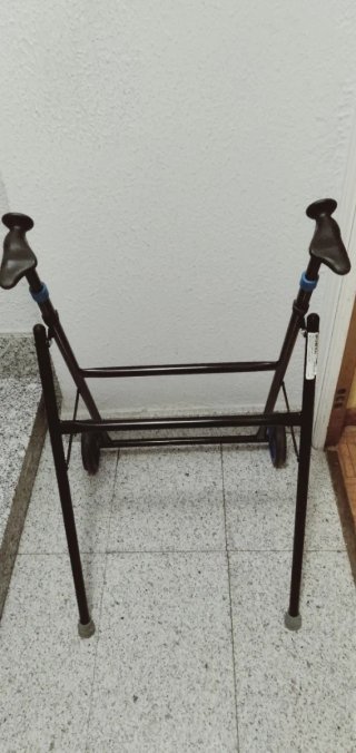 Andador Forta Air-On Zero. Plegable y ligero