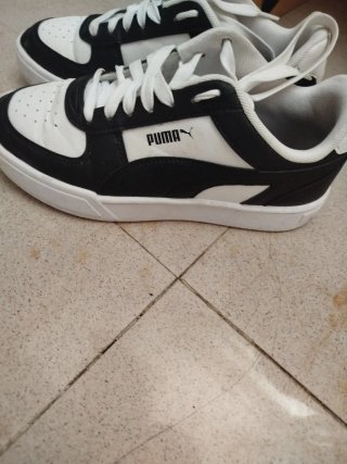 Tenis Puma Negros y Blancos