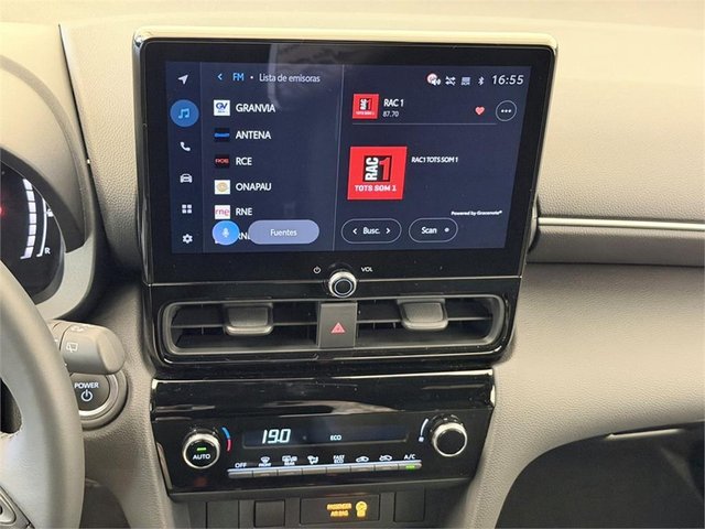 TOYOTA Yaris Cross Active Plus