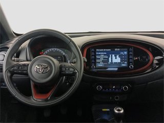 TOYOTA Aygo X Cross Trendy Edition