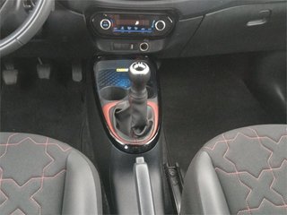 TOYOTA Aygo X Cross Trendy Edition