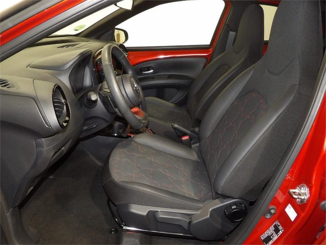 TOYOTA Aygo X Cross X CROSS NG22 70 Automático (s-CVT) 5P Trendy Editi
