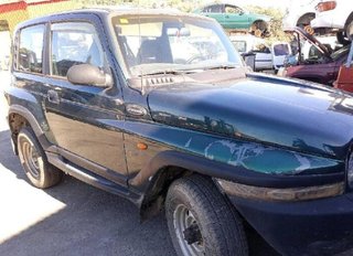 Ssangyong 7956506000 aletín trasero korando 381901